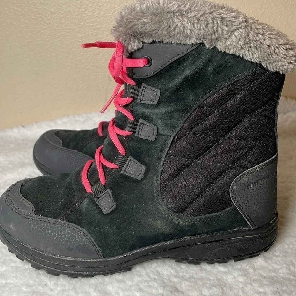 COLUMBIA Snow Boots Size 5